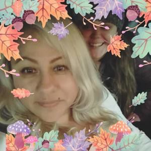 Meet your Posher, Mitzi